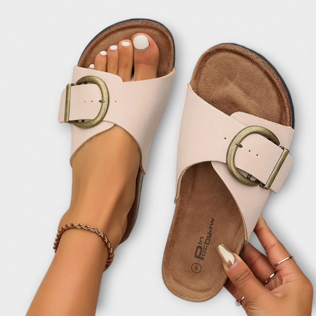 YLENIA | Comfortable Elevated Sandal