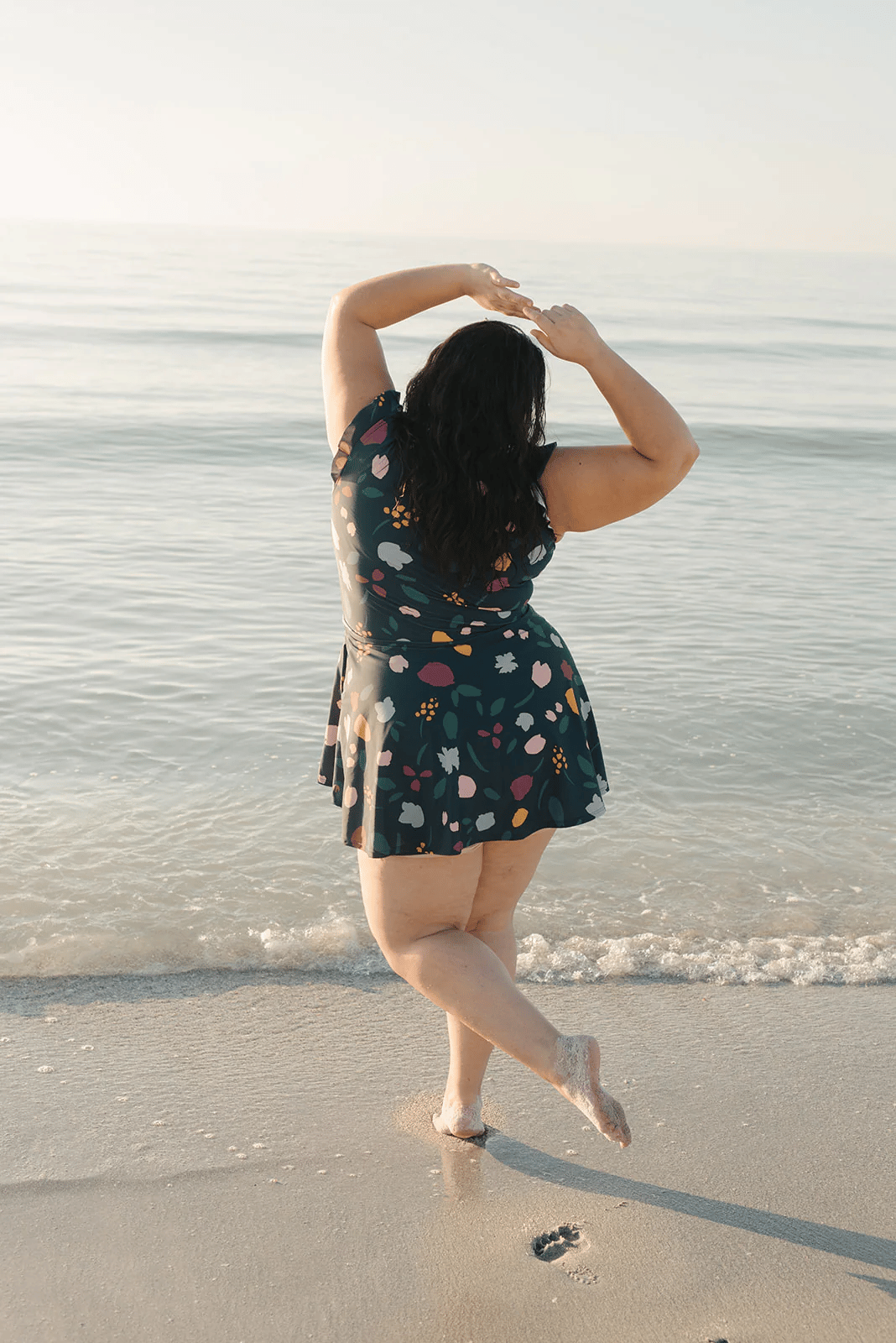 Jolanda | Swimsuit with ruffles & gentle figure shaping
