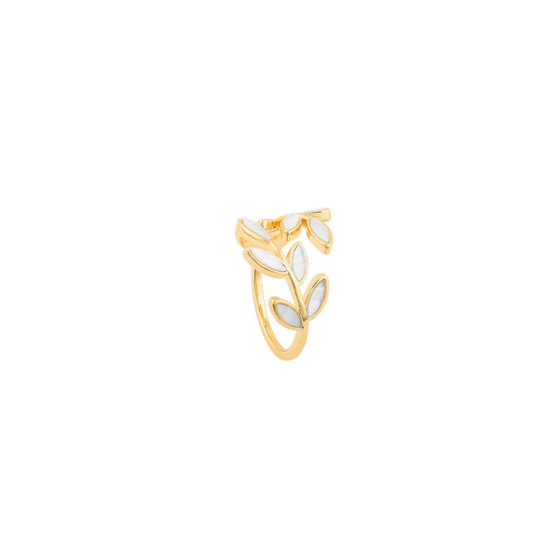 Millie™ - Graceful Leaf Ring