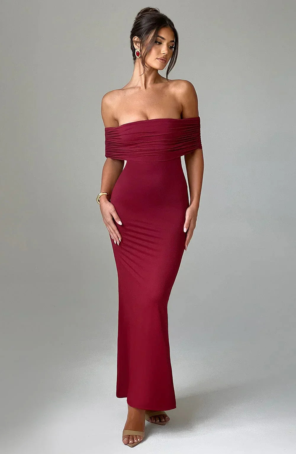 Evaya™ - Off-Shoulder Silhouette Dress