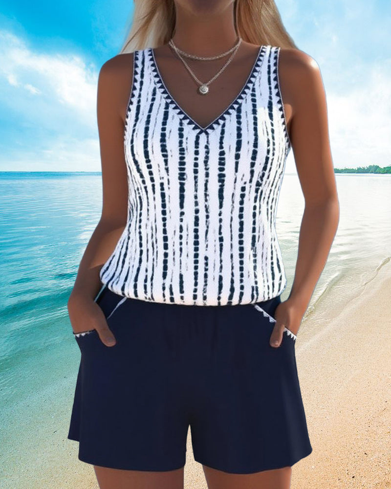 Casual V-neck printed two-piece swimsuit with pockets