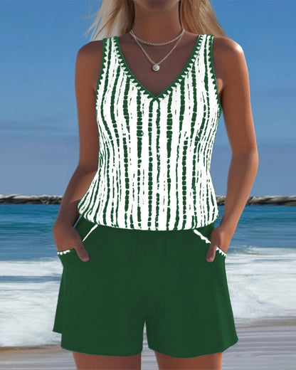 Casual V-neck printed two-piece swimsuit with pockets