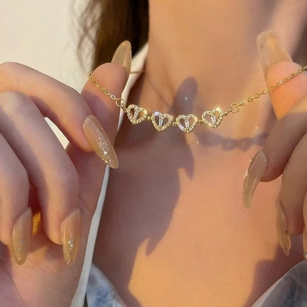 Macys Circle Heart Necklace