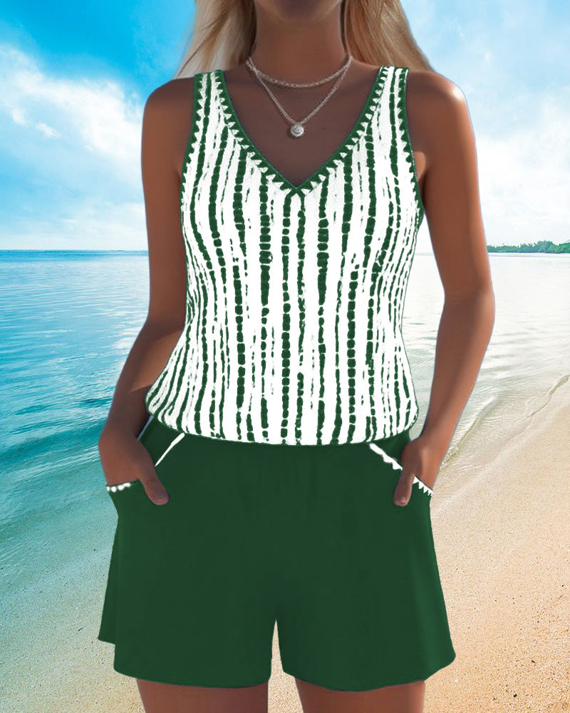 Casual V-neck printed two-piece swimsuit with pockets