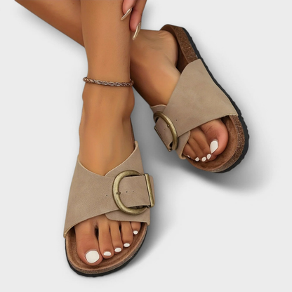YLENIA | Comfortable Elevated Sandal