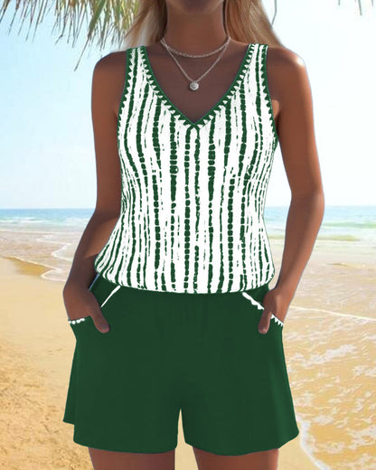 Casual V-neck printed two-piece swimsuit with pockets