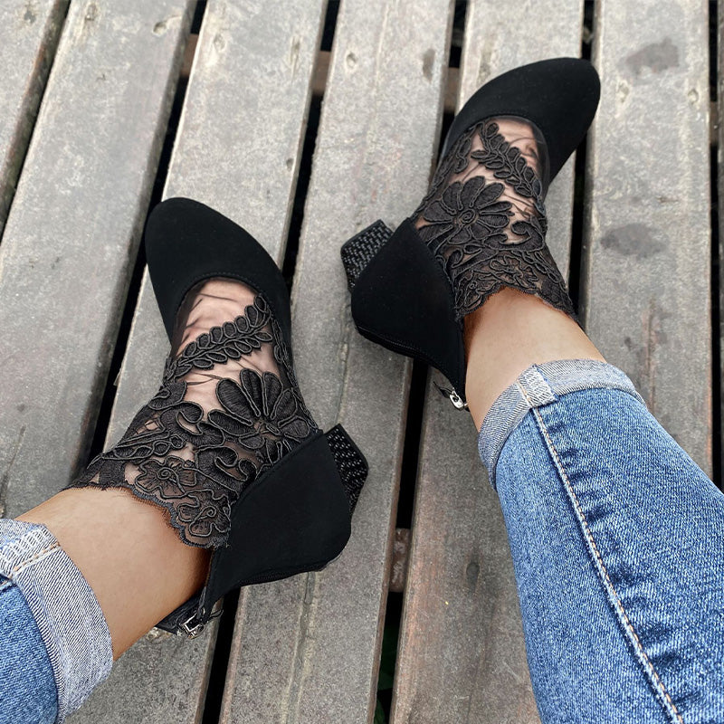 Zaylor™ - Lace Embellished Sandals