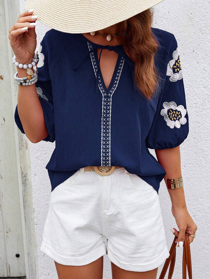 Jellian™ - Elegant Floral Top
