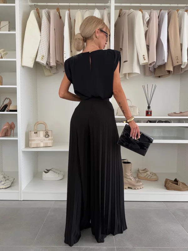 Marian™ - Elegant Pleated Set